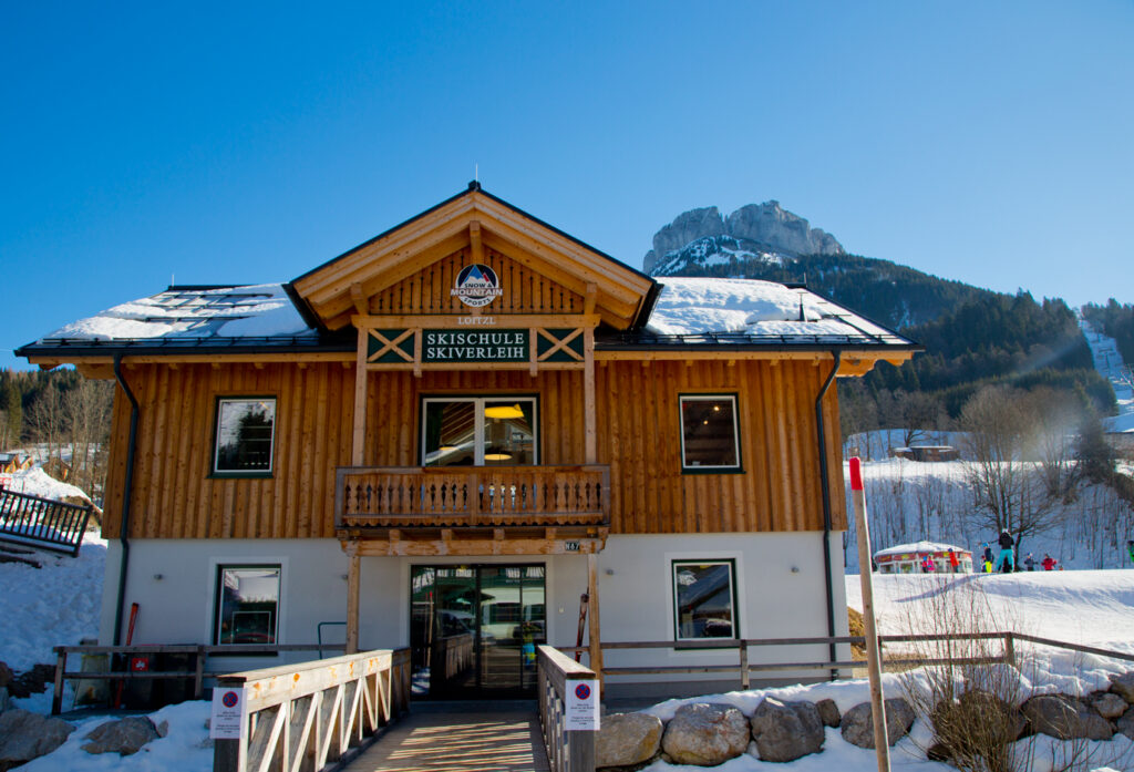 Skischule und Skiverleih am Loser